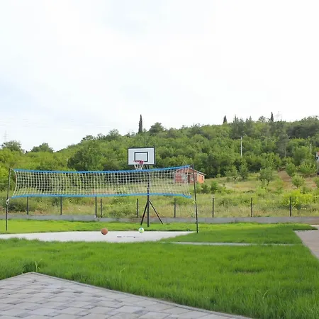 Lila * Mostar